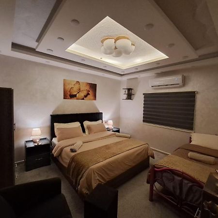 Cardostudio Hotel Jarash Luaran gambar