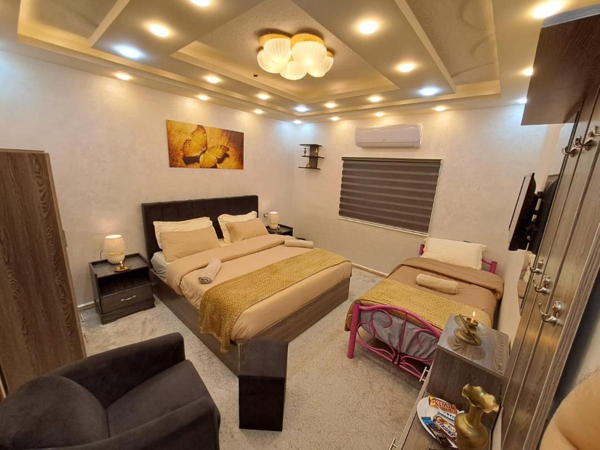 Cardostudio Hotel Jarash Luaran gambar